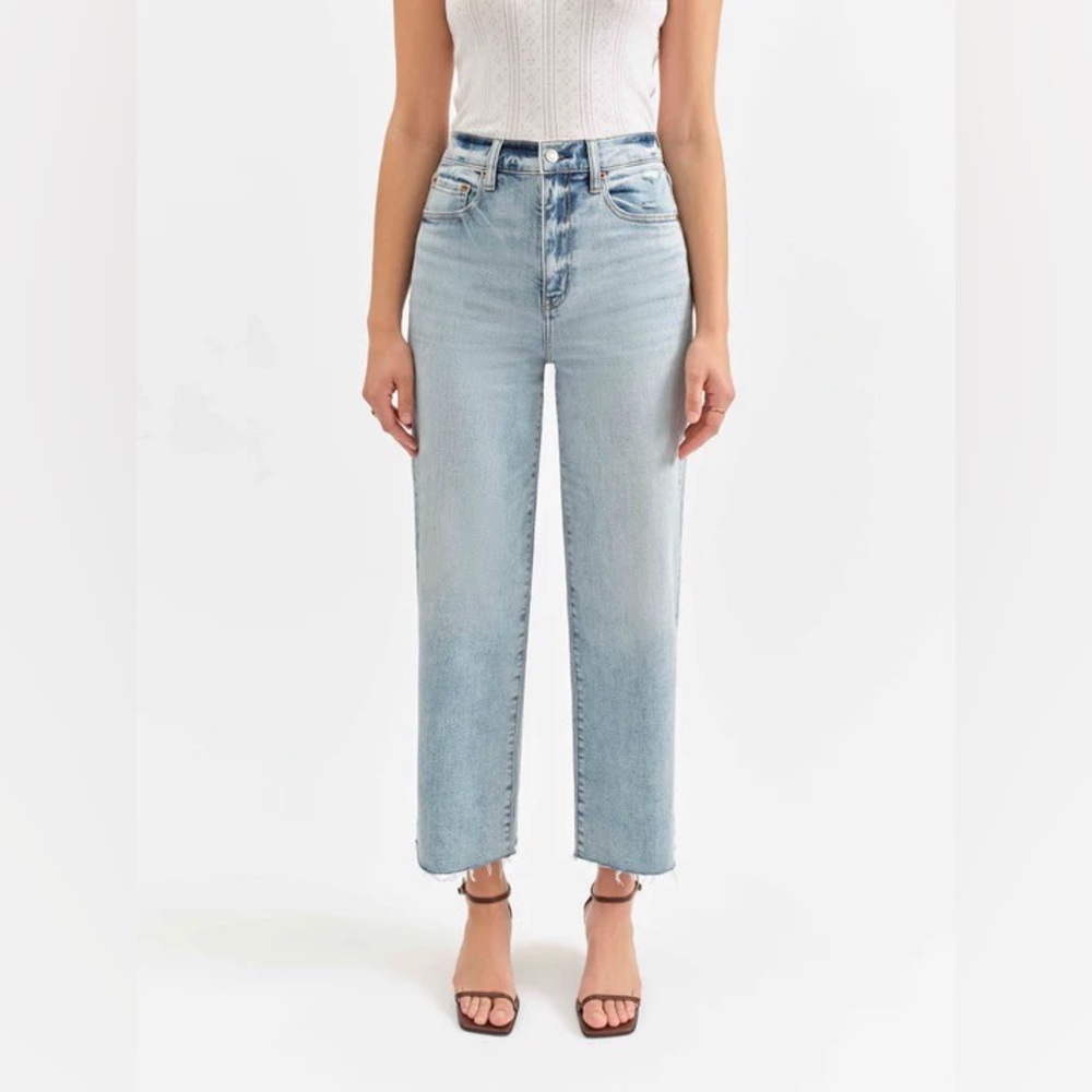 DAZE Women’s Hug Wide Leg Light Wash Jeans - Size 31